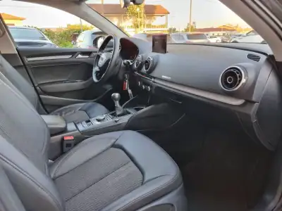 Audi A3 Limousine 2016 - 18900 EUR, 116000 km - AUTO.MOTO.pt - 116000km - foto 14 de 45