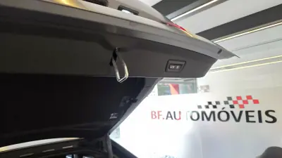 BMW i4 2022 - 55900 EUR, 33929 km - AUTO.MOTO.pt - 33929km - foto 26 de 65