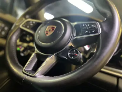 Porsche Panamera Sport Turismo 2020 - 74990 EUR, 120000 km - AUTO.MOTO.pt - 120000km - foto 44 de 56