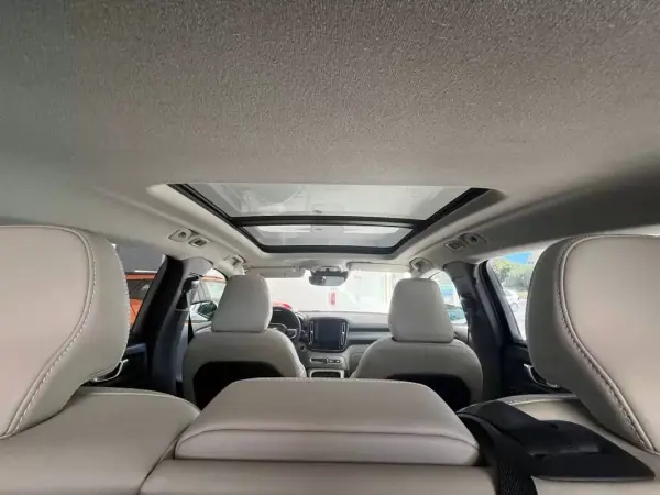 Volvo XC 40 2023 - 36900 EUR, 26000 km - AUTO.MOTO.pt - 26000km - foto 16 de 22