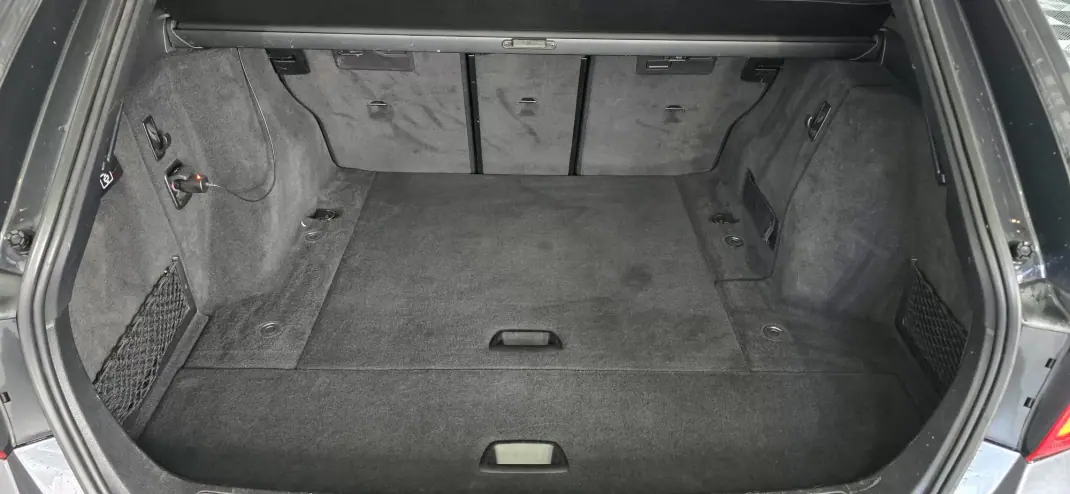 BMW 320 2013 - 21750 EUR, 170000 km - AUTO.MOTO.pt - 170000km - foto 30 de 51