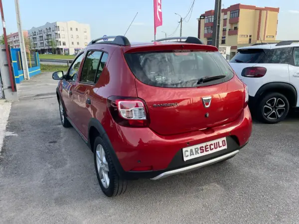 Dacia Sandero 2014 - 10950 EUR, 94953 km - AUTO.MOTO.pt - 94953km - foto 4 de 23
