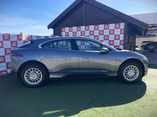 Jaguar I-Pace 2019 — foto 2 de 29