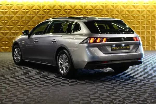 Peugeot 508 SW 2021 - 15250 EUR, 157000 km - AUTO.MOTO.pt - 157000km - foto 5 de 31