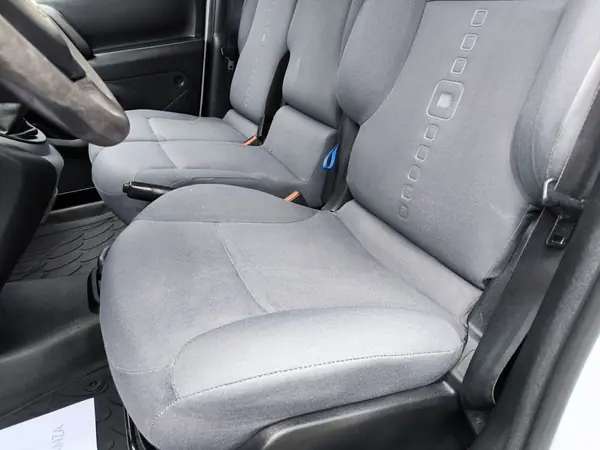 Citroën Berlingo 1.6 HDI L2 3L FRIO + ISOTERMICA 2016 - 14950 EUR, 292742 km - AUTO.MOTO.pt - 292742km - foto 21 de 43