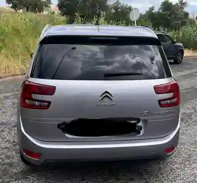 Citroën C4 Spacetourer 2019 - 14500 EUR, 97000 km - AUTO.MOTO.pt - 97000km - foto 3 de 10