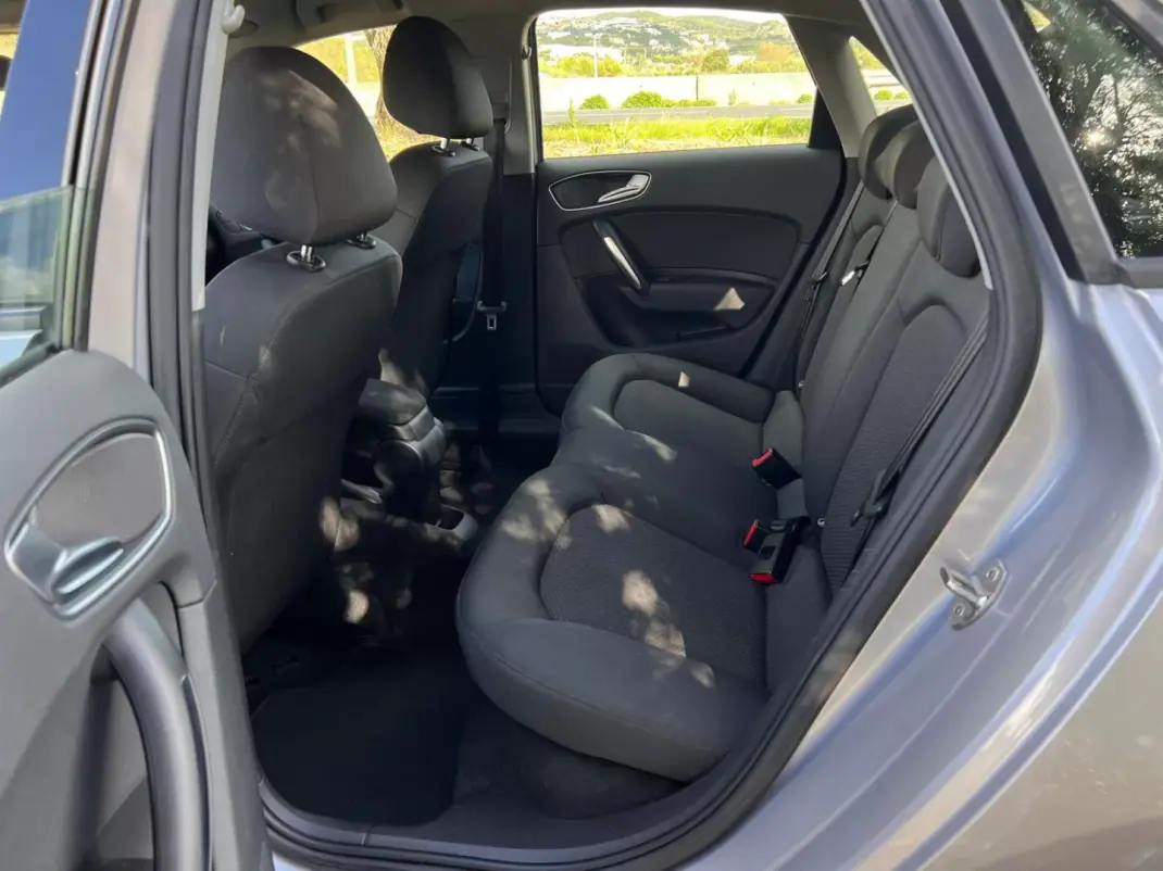 Audi A1 Sportback 2016 - 14995 EUR, 145170 km - AUTO.MOTO.pt - 145170km - foto 12 de 34