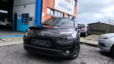 Citroën C4 Cactus 2014 - 9900 EUR, 145000 km - AUTO.MOTO.pt - 145000km - foto 9 de 17