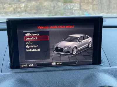 Audi A3 Limousine 2019 - 24999 EUR, 107600 km - AUTO.MOTO.pt - 107600km - foto 24 de 43