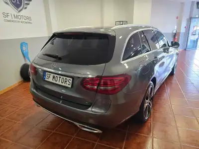 Mercedes-Benz C 300 2020 - 30980 EUR, 98799 km - AUTO.MOTO.pt - 98799km - foto 6 de 47