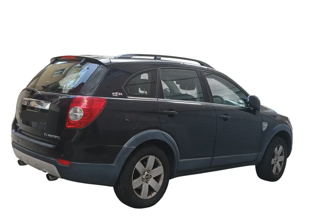 Chevrolet Captiva 2010 - 7150 EUR, 174500 km - AUTO.MOTO.pt - 174500km - foto 6 de 10