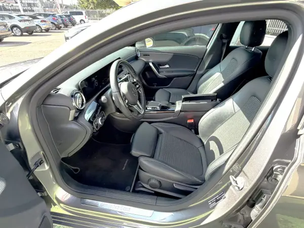 Mercedes-Benz A 200 Limousine 2020 - 22500 EUR, 115694 km - AUTO.MOTO.pt - 115694km - foto 8 de 14