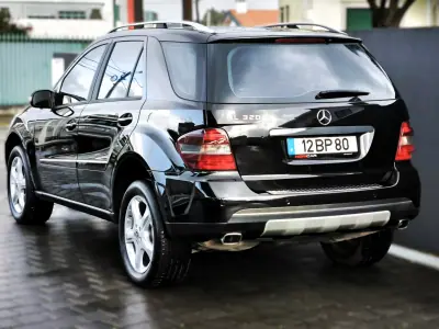 Mercedes-Benz ML 320 2006 - 13950 EUR, 273000 km - AUTO.MOTO.pt - 273000km - foto 2 de 39