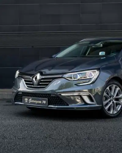Renault Mégane Sport Tourer 2018 - 15990 EUR, 126740 km - AUTO.MOTO.pt - 126740km - foto 22 de 65