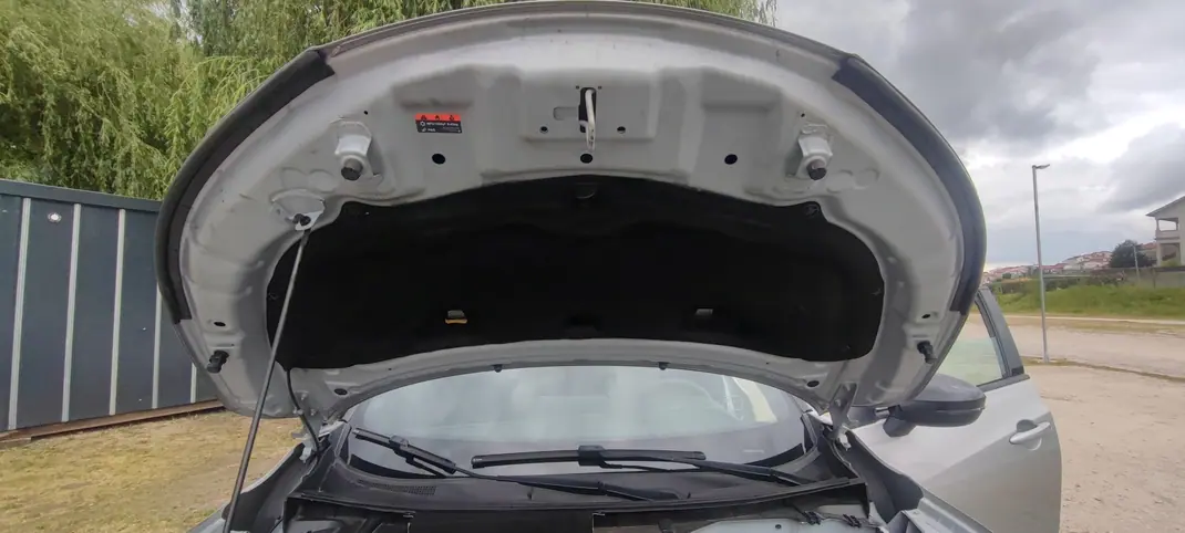 Nissan Juke 2020 - 15990 EUR, 75300 km - AUTO.MOTO.pt - 75300km - foto 27 de 30