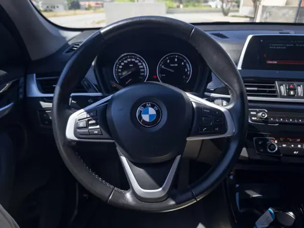 BMW X1 2019 - 18990 EUR, 152000 km - AUTO.MOTO.pt - 152000km - foto 18 de 48