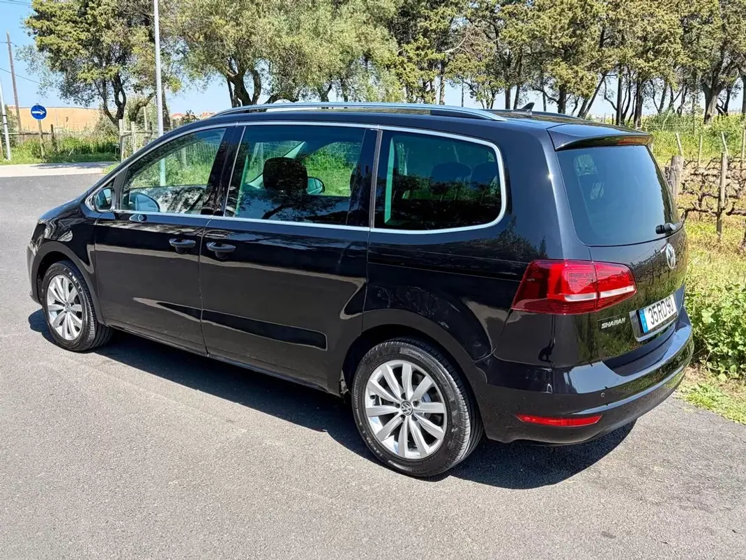 Volkswagen Sharan 2016 - 24900 EUR, 160555 km - AUTO.MOTO.pt - 160555km - foto 4 de 24