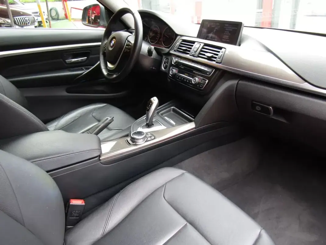 BMW 420 2014 - 20899 EUR, 163800 km - 163800km - foto 18 de 27