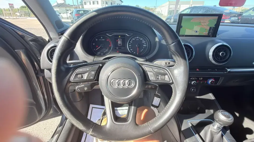 Audi A3 Sportback 2016 - 16100 EUR, 154462 km - 154462km - foto 19 de 22