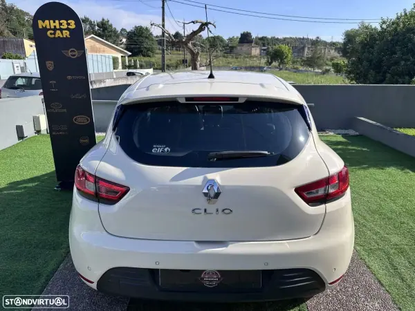 Renault Clio 2017 - 8500 EUR, 135702 km - AUTO.MOTO.pt - 135702km - foto 11 de 47