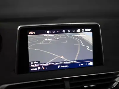 Peugeot 3008 2017 - 17990 EUR, 184222 km - AUTO.MOTO.pt - 184222km - foto 18 de 22
