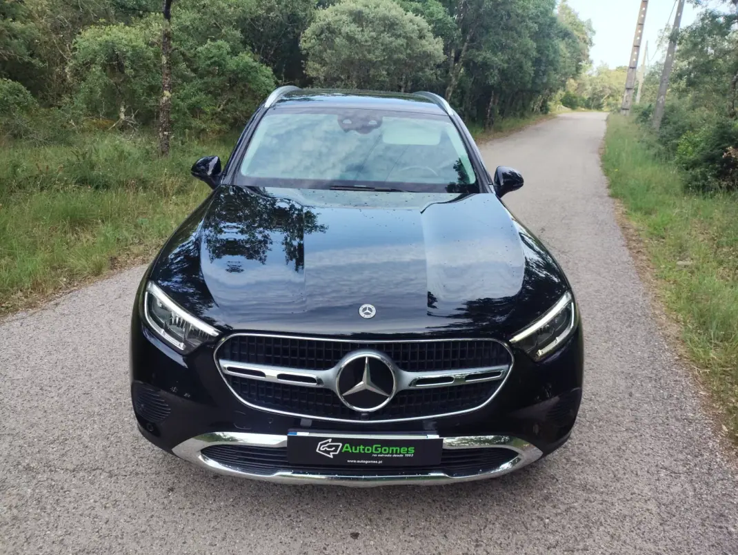 Mercedes-Benz GLC 220 2023 - 53500 EUR, 119100 km - AUTO.MOTO.pt - 119100km - foto 8 de 29