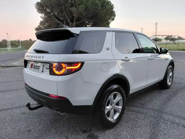 Land Rover Discovery Sport 2017 - 17490 EUR, 112912 km - AUTO.MOTO.pt - 112912km - foto 8 de 26
