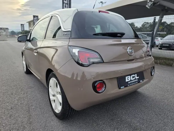Opel Adam 2014 - 9990 EUR, 122000 km - AUTO.MOTO.pt - 122000km - foto 11 de 26