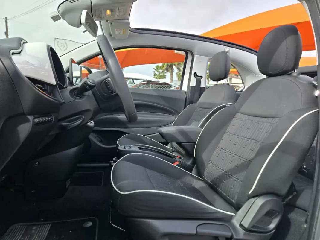 Fiat 500e 2023 - 17950 EUR, 22420 km - AUTO.MOTO.pt - 22420km - foto 5 de 9