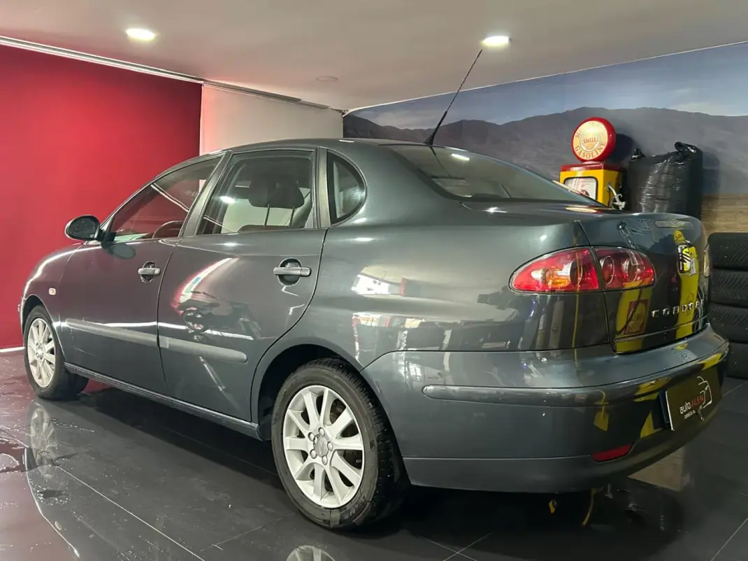 SEAT Cordoba 2007 - 5250 EUR, 243708 km - AUTO.MOTO.pt - 243708km - foto 3 de 19