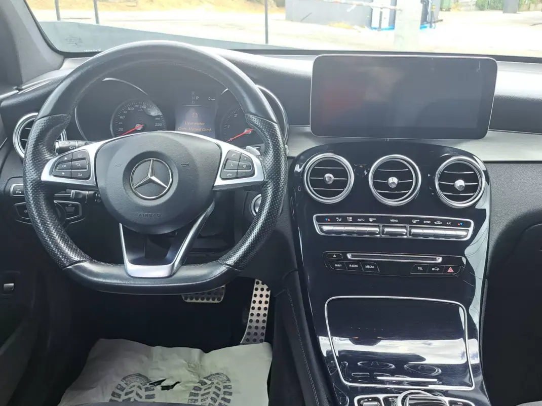 Mercedes-Benz GLC 220 2018 - 37900 EUR, 160312 km - 160312km - foto 14 de 48