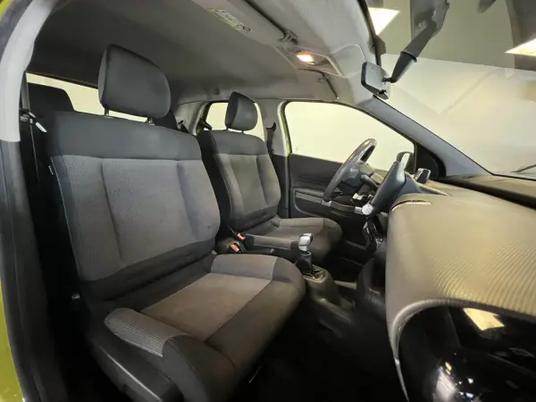 Citroën C4 Cactus 2015 - 8990 EUR, 175000 km - AUTO.MOTO.pt - 175000km - foto 8 de 35