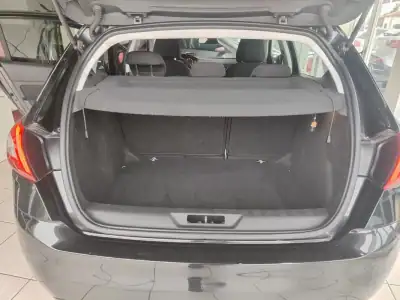 Peugeot 308 2014 - 9350 EUR, 207000 km - AUTO.MOTO.pt - 207000km - foto 13 de 34