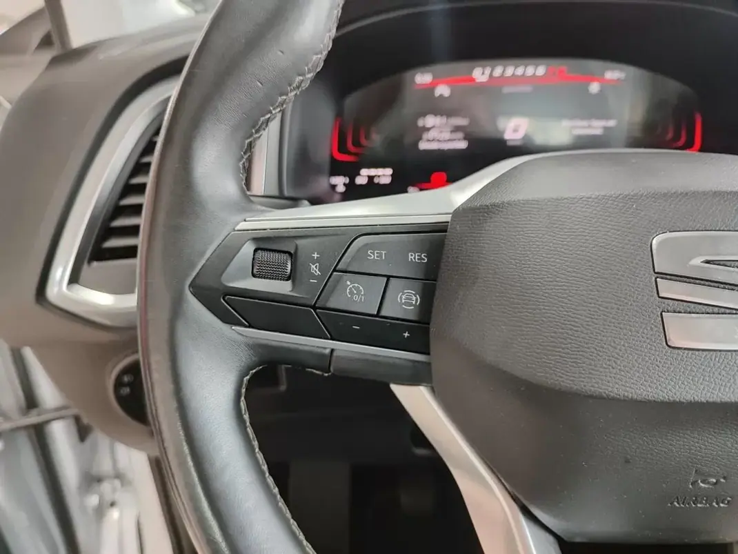 SEAT Ateca 2022 - 19500 EUR, 25400 km - AUTO.MOTO.pt - 25400km - foto 26 de 35