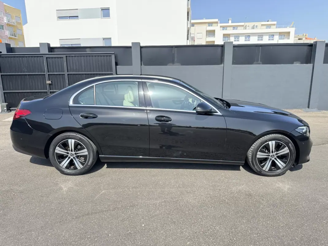 Mercedes-Benz C 220 2022 - 43500 EUR, 71400 km - 71400km - foto 7 de 36