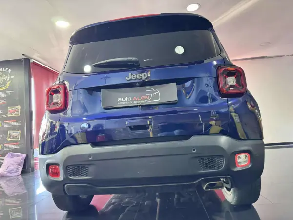 Jeep Renegade 2020 - 17000 EUR, 120000 km - AUTO.MOTO.pt - 120000km - foto 6 de 22