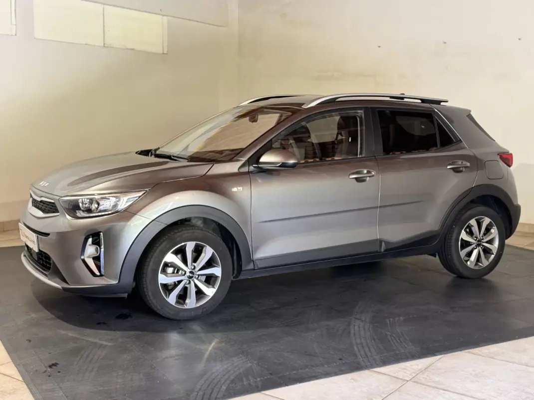 Kia Stonic 2025 - 16990 EUR, 19459 km - AUTO.MOTO.pt - 19459km - foto 4 de 25