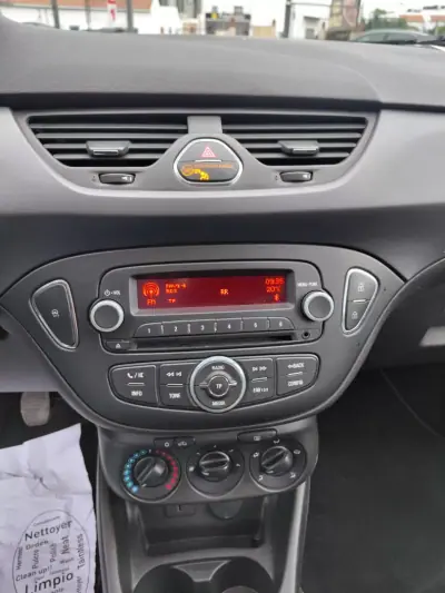 Opel Corsa 2019 - 10900 EUR, 80000 km - AUTO.MOTO.pt - 80000km - foto 6 de 13
