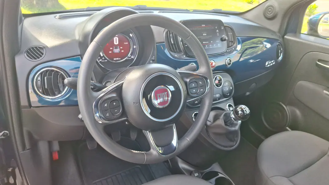 Fiat 500C 2023 - 13900 EUR, 46000 km - AUTO.MOTO.pt - 46000km - foto 10 de 13