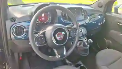 Fiat 500C 2023 - 13900 EUR, 46000 km - AUTO.MOTO.pt - 46000km - foto 10 de 13