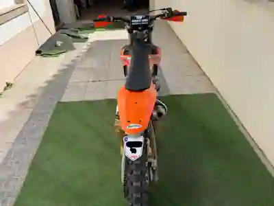 KTM SX 250 2015 - 5100 EUR, 300 km - AUTO.MOTO.pt - 300km - foto 9 de 11