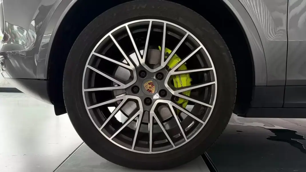 Porsche Cayenne Coupé 2019 - 69990 EUR, 59352 km - 59352km - foto 11 de 32