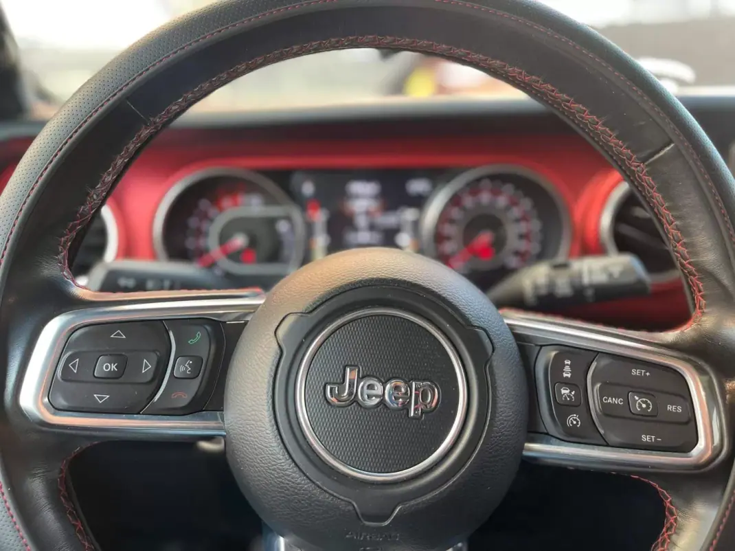 Jeep Wrangler Unlimited 2020 - 58900 EUR, 97594 km - AUTO.MOTO.pt - 97594km - foto 3 de 17