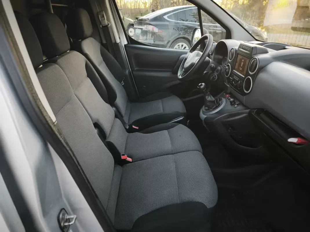 Citroën 2018 - 11374 EUR, 160909 km - AUTO.MOTO.pt - 160909km - foto 13 de 34