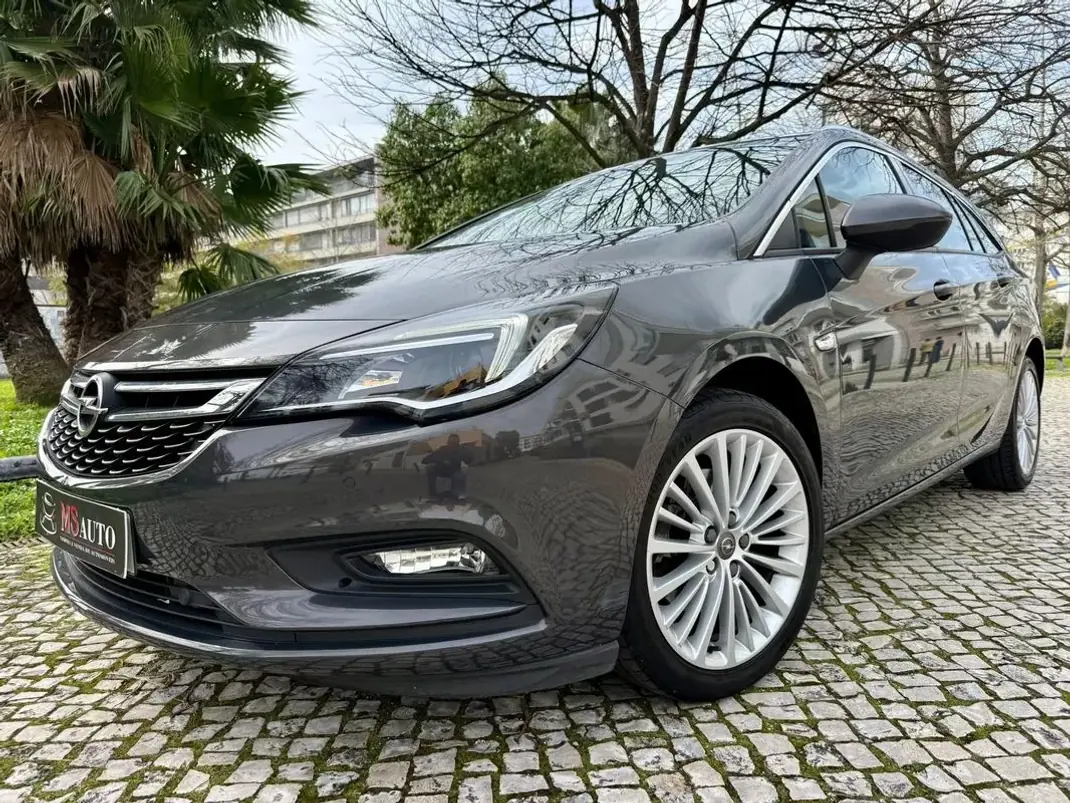 Opel Astra Sports Tourer 2016 - 10990 EUR, 127900 km - AUTO.MOTO.pt - 127900km - foto 20 de 35