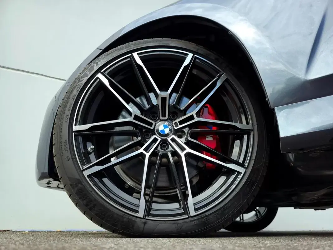 BMW 330 2019 - 28950 EUR, 67500 km - AUTO.MOTO.pt - 67500km - foto 8 de 42