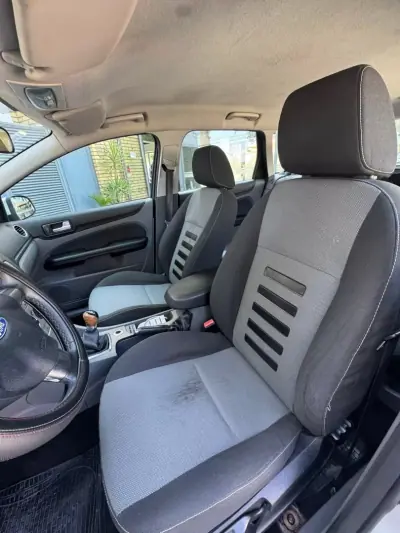 Ford Focus SW 2008 - 3400 EUR, 250000 km - AUTO.MOTO.pt - 250000km - foto 6 de 6
