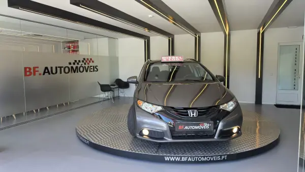 Honda Civic Tourer 2014 - 10750 EUR, 193536 km - AUTO.MOTO.pt - 193536km - foto 5 de 57