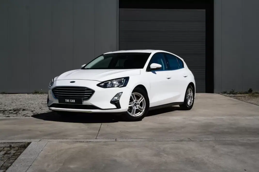 Ford Focus Van 2020 - 14999 EUR, 139000 km - AUTO.MOTO.pt - 139000km - foto 1 de 24