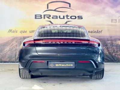 Porsche Taycan 2014 - 64900 EUR, 75512 km - AUTO.MOTO.pt - 75512km - foto 9 de 41